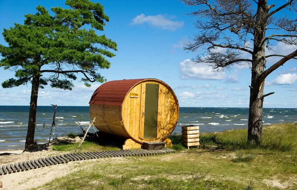Jak powstaje drewniana sauna ogrodowa